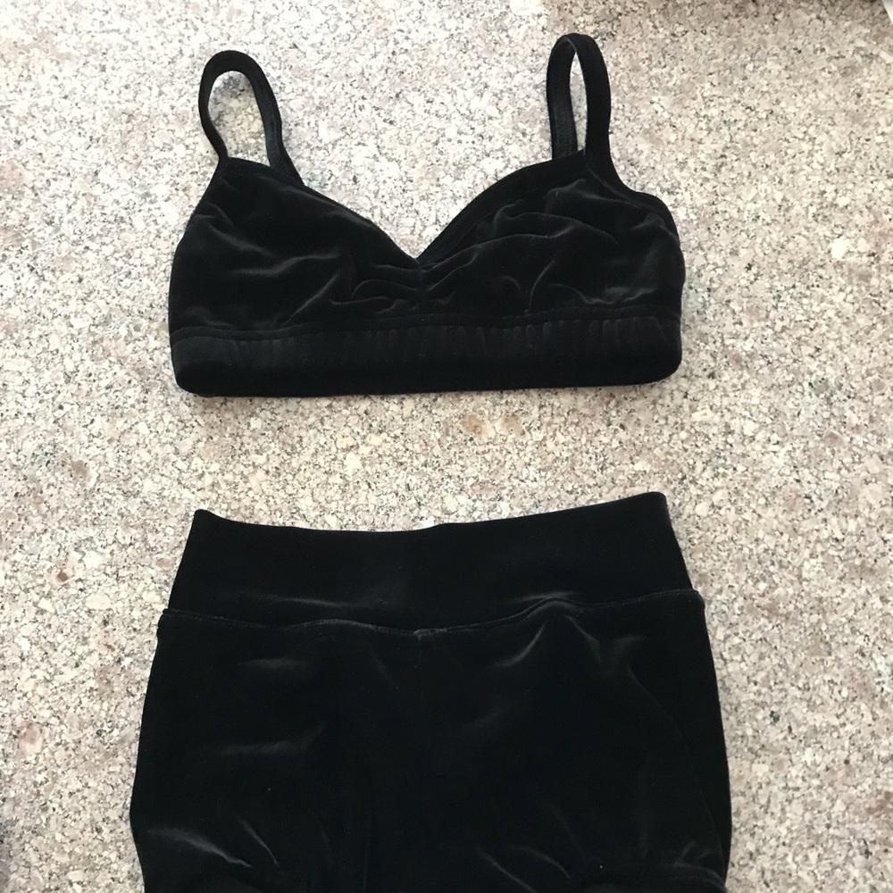 Contours dance set CM